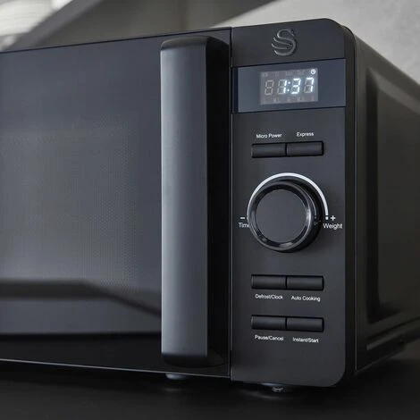 Swan Stealth 20L LED Matt Black Microwave - Image 5